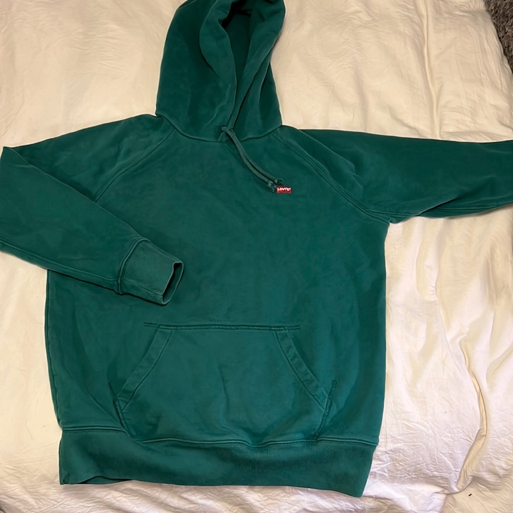LEVI’S green hoodie
